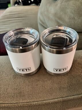 Yeti White Rambler Lowball Tumblers with Clear Lids - Brand New qty 2